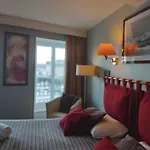 Logis Restaurant La Regence Hotell 3*