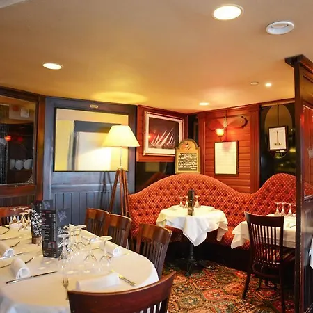 호텔 Logis Restaurant La Regence