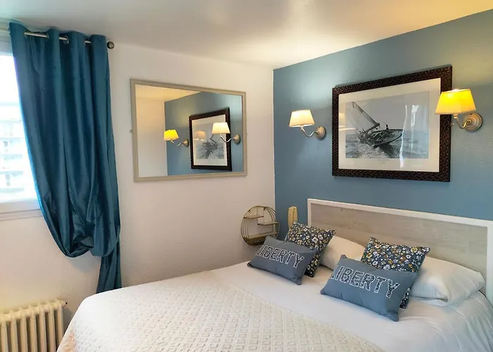 Hotel Logis Restaurant La Regence 3*