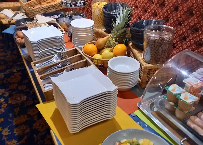 Logis Restaurant La Regence Hotel