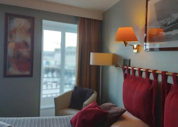 Logis Restaurant La Regence Hotel 3*