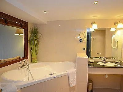 Logis Restaurant La Regence Otel Cherbourg-en-Cotentin