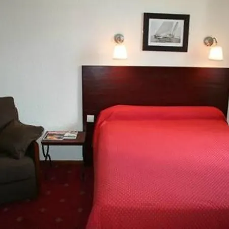 Отель Logis Restaurant La Regence