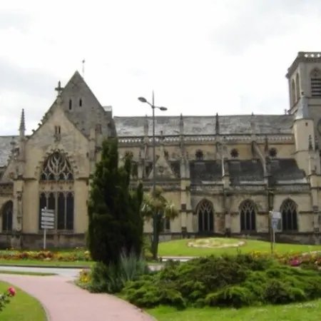 Отель Logis Restaurant La Regence 3*