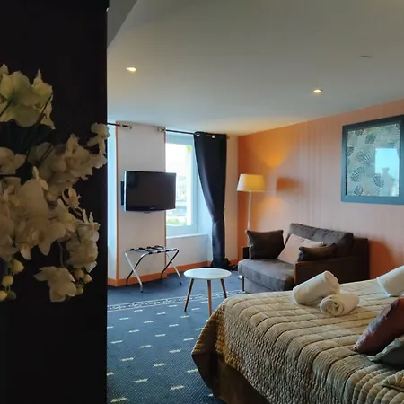 Logis Restaurant La Regence 호텔 셰르부르 앙 코탱탕