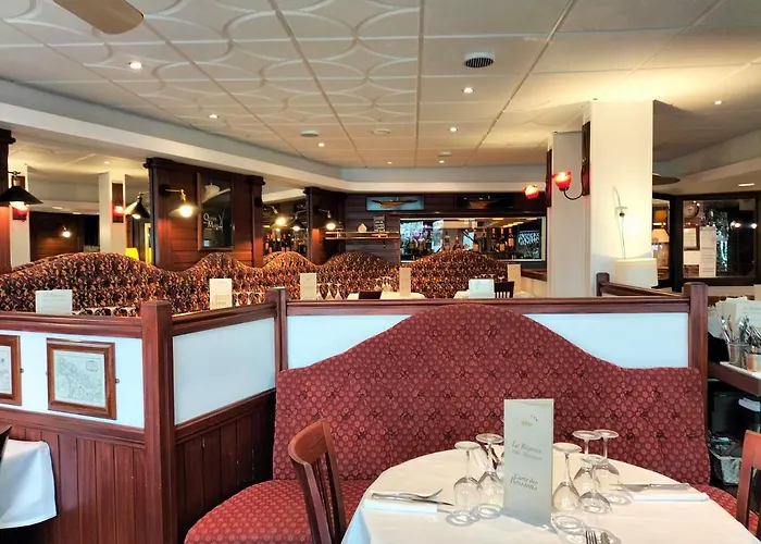 Logis Restaurant La Régence Hotel 3*