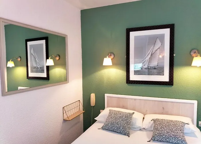 Logis La Régence Hotel Cherbourg-en-Cotentin