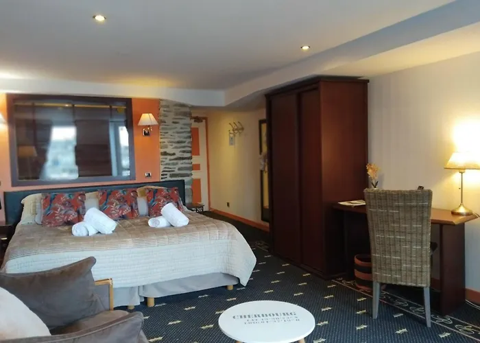 Hotel Logis La Régence Cherbourg-en-Cotentin