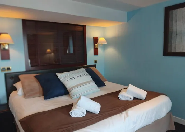 Logis La Régence Hotel 3*