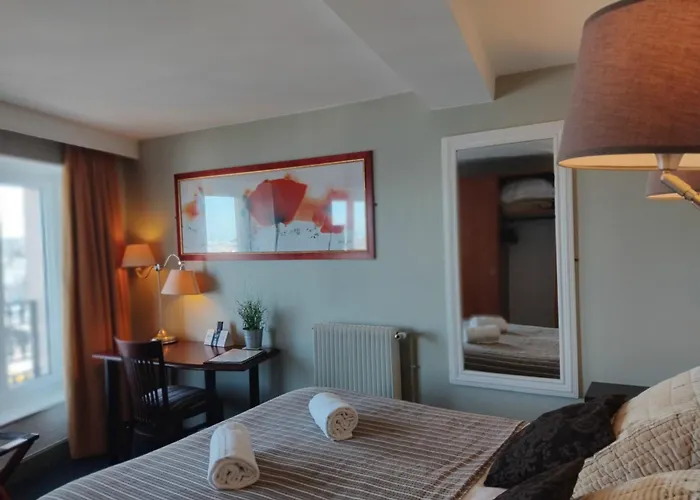 Hotel Logis Restaurant La Régence Cherbourg-en-Cotentin