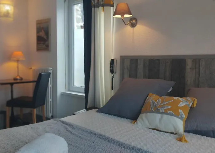 Logis La Régence Hotel 3*