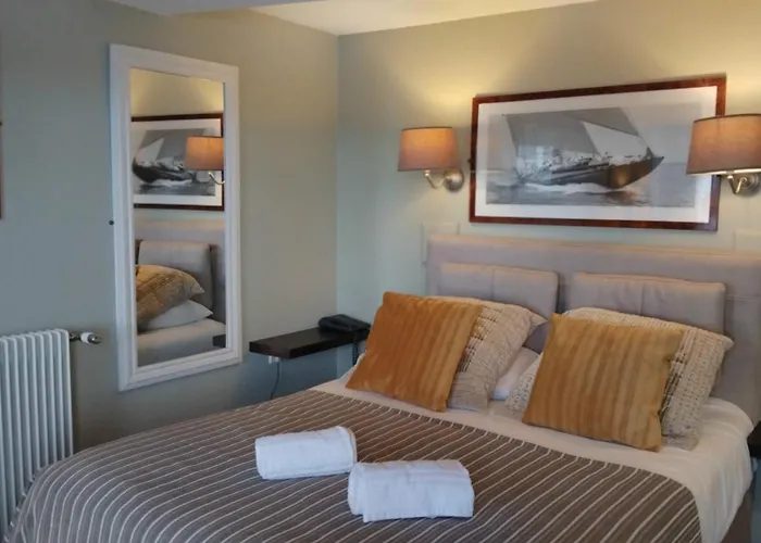 Logis Restaurant La Régence Hotel